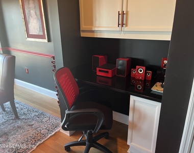 400 E Bay Street - Photo Thumbnail 63