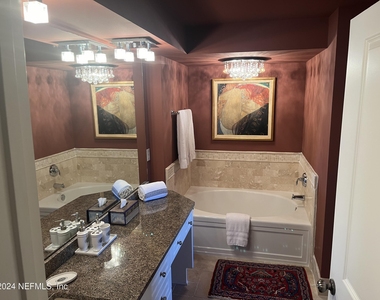 400 E Bay Street - Photo Thumbnail 73