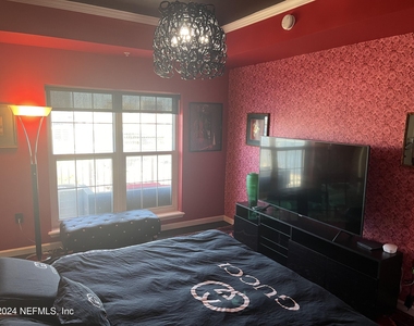 400 E Bay Street - Photo Thumbnail 71