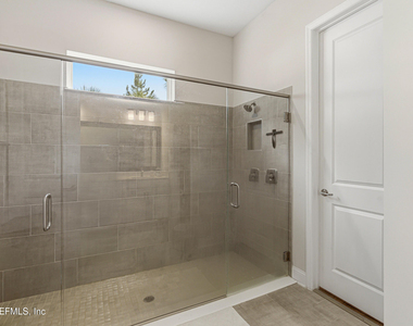 80 Walnut Glen Court - Photo Thumbnail 7
