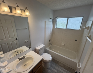 336 S Shamrock Avenue S - Photo Thumbnail 14