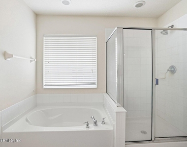 4008 Lionheart Drive - Photo Thumbnail 17