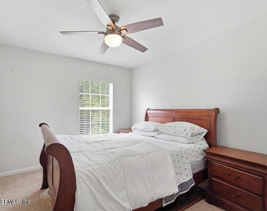4008 Lionheart Drive - Photo Thumbnail 16