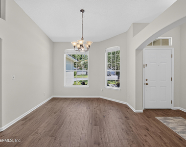 12838 Chets Creek Drive N - Photo Thumbnail 6