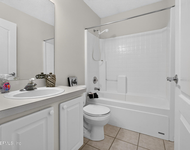 12838 Chets Creek Drive N - Photo Thumbnail 36