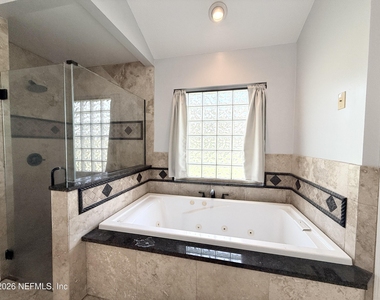 11411 Kingsley Manor Way - Photo Thumbnail 23
