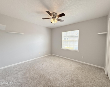 11411 Kingsley Manor Way - Photo Thumbnail 32