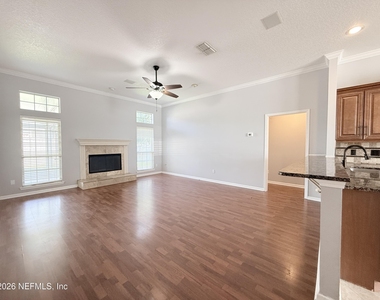 11411 Kingsley Manor Way - Photo Thumbnail 15