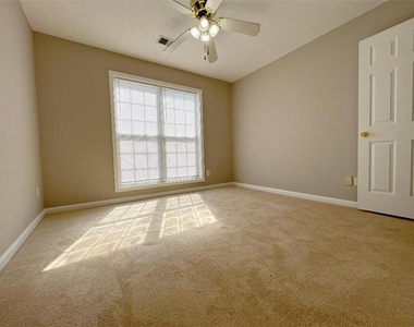 408 Lee Miller Drive - Photo Thumbnail 15