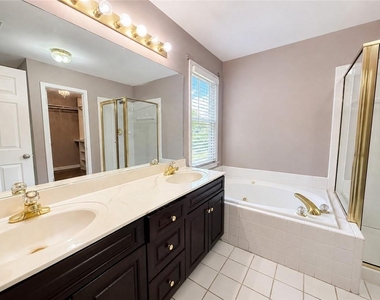 2661 Northforke Court - Photo Thumbnail 16