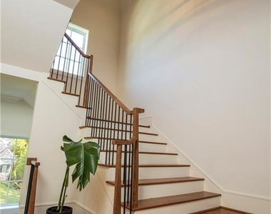 840 Kenry Court - Photo Thumbnail 11