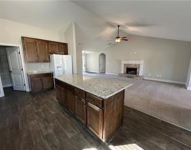 700 River Mist Circle - Photo Thumbnail 6