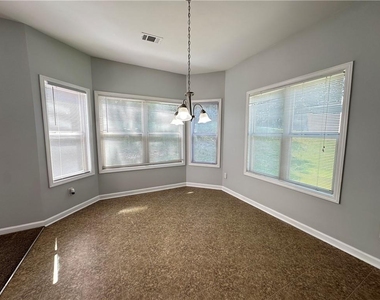 1129 Ida Woods Court - Photo Thumbnail 7