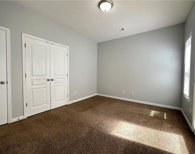 1129 Ida Woods Court - Photo Thumbnail 13