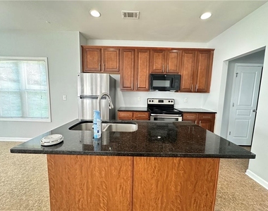 1129 Ida Woods Court - Photo Thumbnail 9