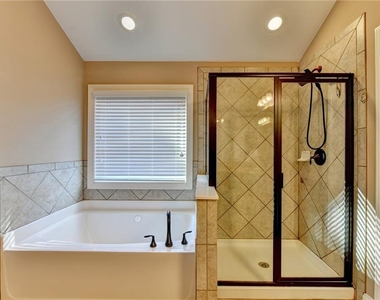 3709 Union Park Drive - Photo Thumbnail 44