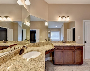 3709 Union Park Drive - Photo Thumbnail 46