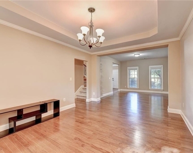 3709 Union Park Drive - Photo Thumbnail 12