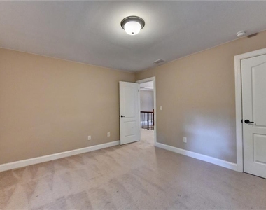 3709 Union Park Drive - Photo Thumbnail 33