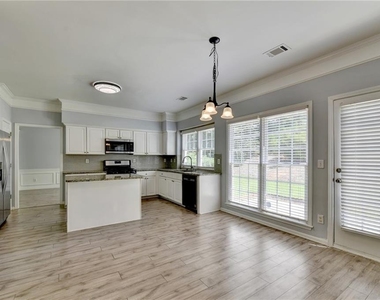 7635 Harrogate Place - Photo Thumbnail 24