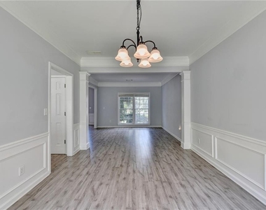 7635 Harrogate Place - Photo Thumbnail 14