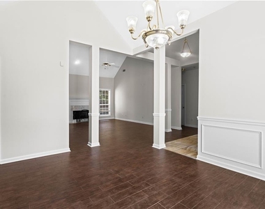 965 Dogwood Park Drive - Photo Thumbnail 13
