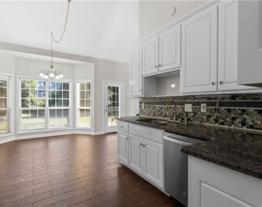 965 Dogwood Park Drive - Photo Thumbnail 9