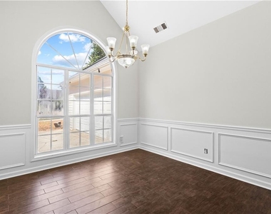 965 Dogwood Park Drive - Photo Thumbnail 14