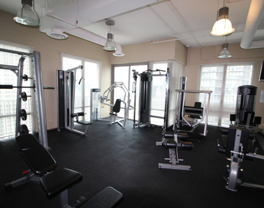 2 E Erie Street - Photo Thumbnail 15