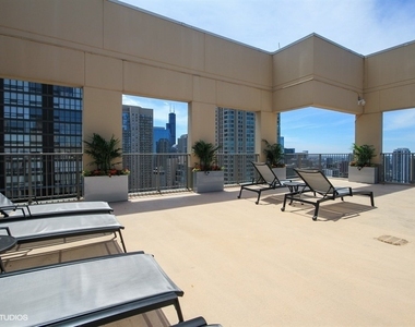 2 E Erie Street - Photo Thumbnail 12