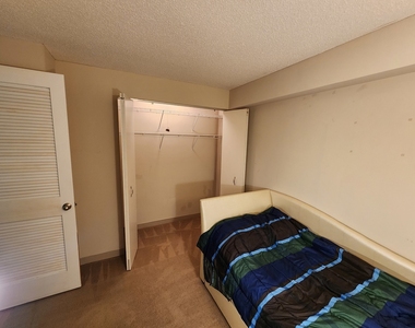2 E Erie Street - Photo Thumbnail 7