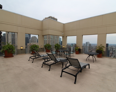 2 E Erie Street - Photo Thumbnail 20