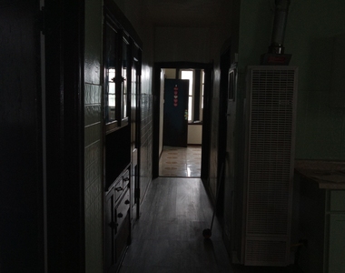 4354 S California Avenue - Photo Thumbnail 5