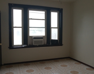 4354 S California Avenue - Photo Thumbnail 9