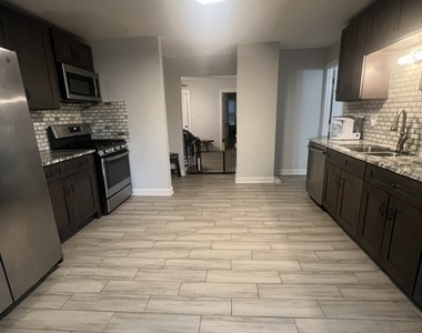 3513 Park Avenue - Photo Thumbnail 1