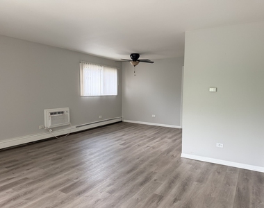 11130 S Columbus Drive - Photo Thumbnail 3