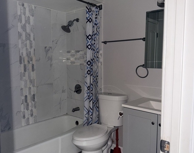11130 S Columbus Drive - Photo Thumbnail 7