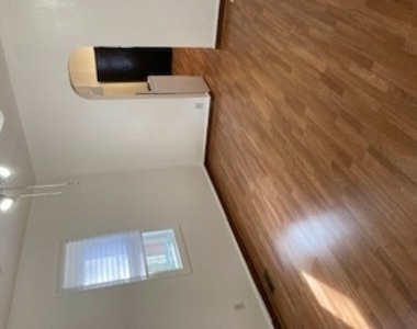 3214 N Hoyne Avenue - Photo Thumbnail 1