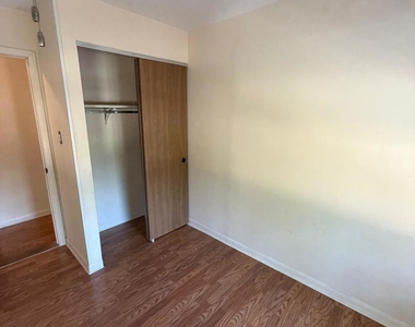156 W Golf Road - Photo Thumbnail 28