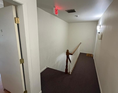 156 W Golf Road - Photo Thumbnail 6