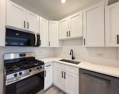 3759 N Kimball Avenue - Photo Thumbnail 5