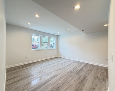 3759 N Kimball Avenue - Photo Thumbnail 9