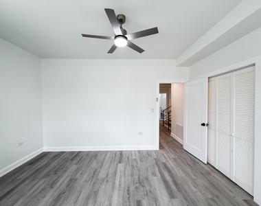 3759 N Kimball Avenue - Photo Thumbnail 11