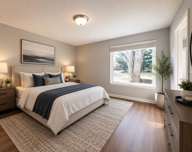 346 Danbury Drive - Photo Thumbnail 5