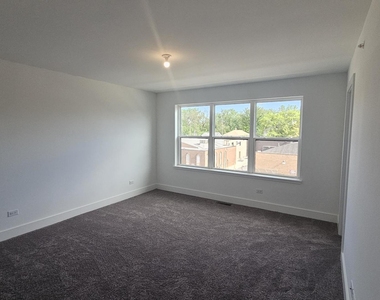 6431 Main Street - Photo Thumbnail 9