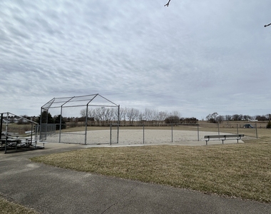 538 Mallard Lane - Photo Thumbnail 13