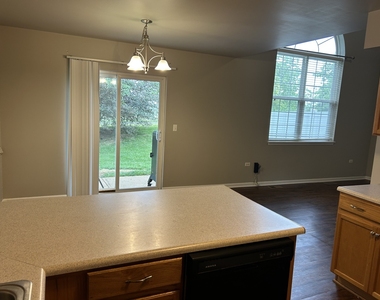 538 Mallard Lane - Photo Thumbnail 4