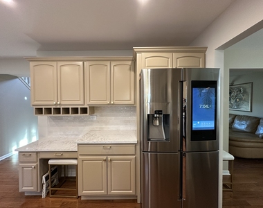 19211 Brompton Court - Photo Thumbnail 12