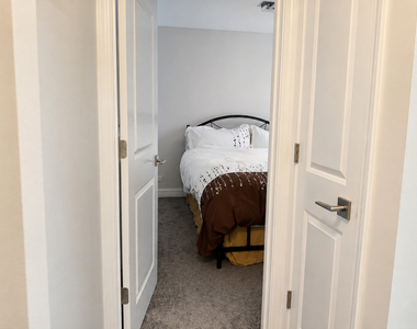 900 Ashley Court - Photo Thumbnail 19