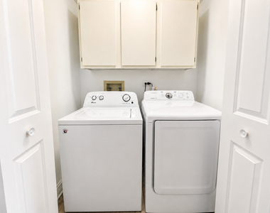 900 Ashley Court - Photo Thumbnail 12